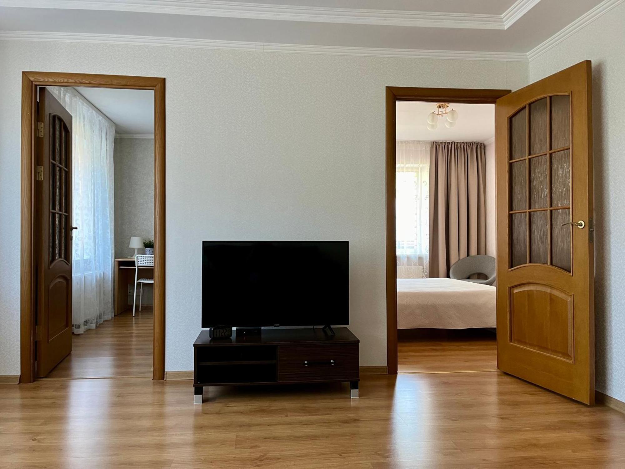 Center Two Bedroom Apartment Daugavpils Kültér fotó